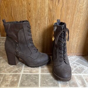 Brown Lace-Up Ankle Boots